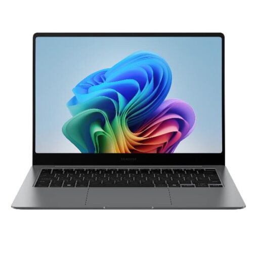 Portátil Samsung Galaxy Book5 de 15,6" Ultra 5-225U 16GB 512GB W11P SIN CARGADOR