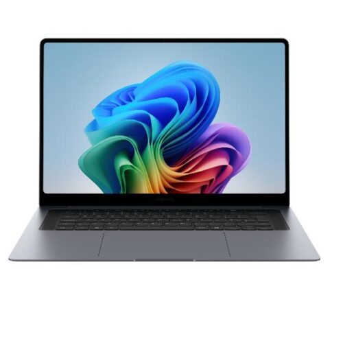Portátil Samsung GALAXY Book6 Pro de 14" táctil Ultra 5 325 32GB 512GB W11P SIN CARGADOR